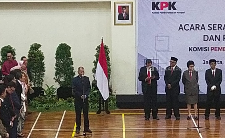 Mantan Ketua KPK Agus Rahardjo saat serah terima pimpinan KPK (MP/Ponco Sulaksono)