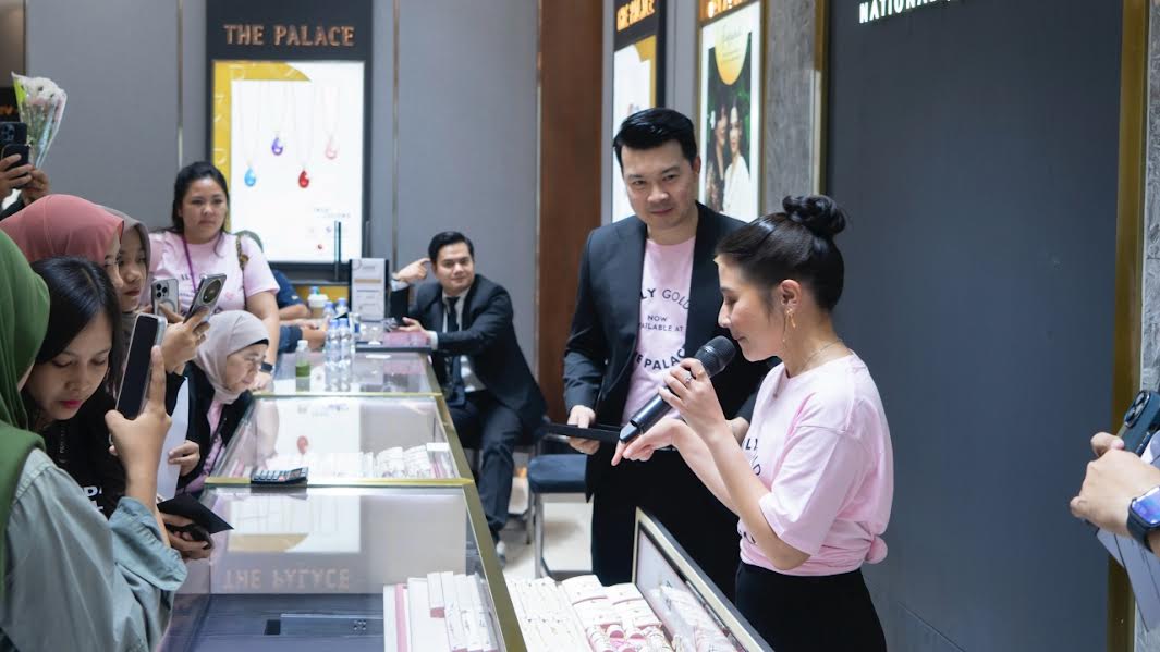 Prilly Latuconsina Kolaborasi Bersama The Palace Jeweler Lewat 'Dazzle Your Day'