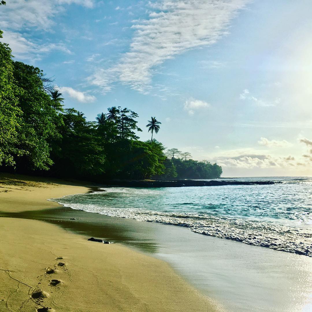 Salah satu pantai di Sao Tome dan Principe (Instagram/dani_f_monteiro)