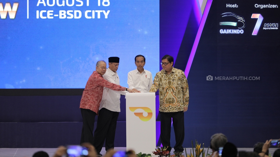 Presiden Joko Widodo Resmikan Pembukaan GIIAS 2018