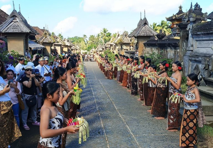5 Hal Yang Bikin Orang Asing Berwisata di Indonesia