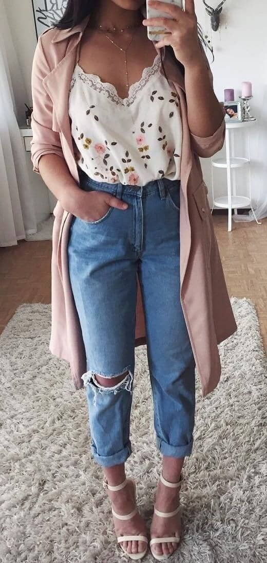 Celana high-waisted bisa menyembunyikan perut buncit. (Foto: Pinterest/thecuddl.com)