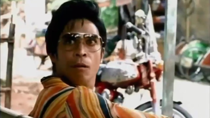 Iklan Minuman Ringan yang Nostalgik dan Ikonik