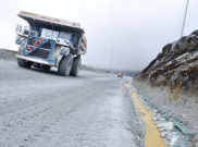 Kelompok Bersenjata Bakar Haul Truck Milik Freeport