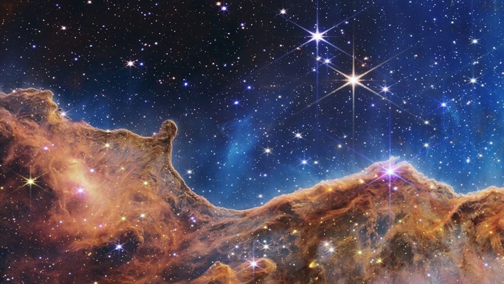 NASA Rilis Foto Alam Semesta Jepretan Teleskop James Webb