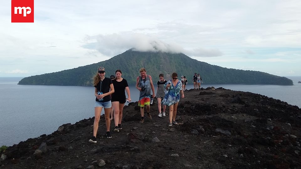 Bukan Musim Liburan, Krakatau Tetap Dibanjiri Turis Asing