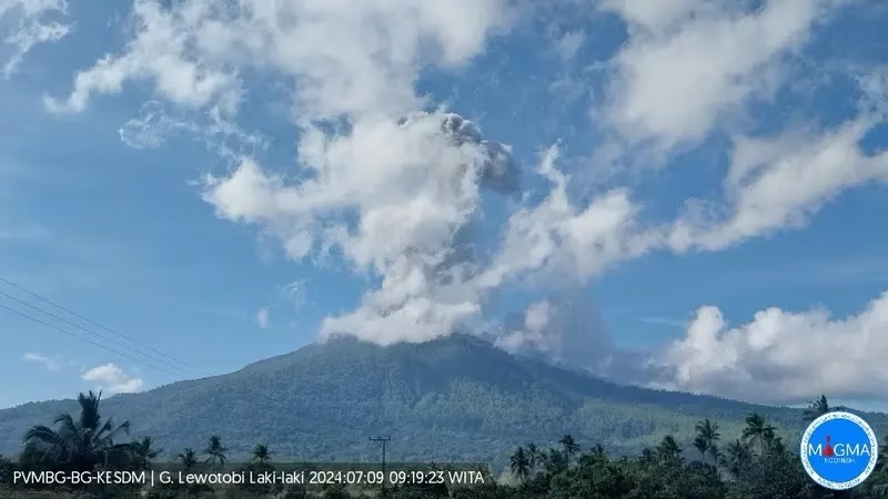 10.777 Warga Terpaksa Mengungsi Akibat Erupsi Gunung Lewotobi Laki-Laki