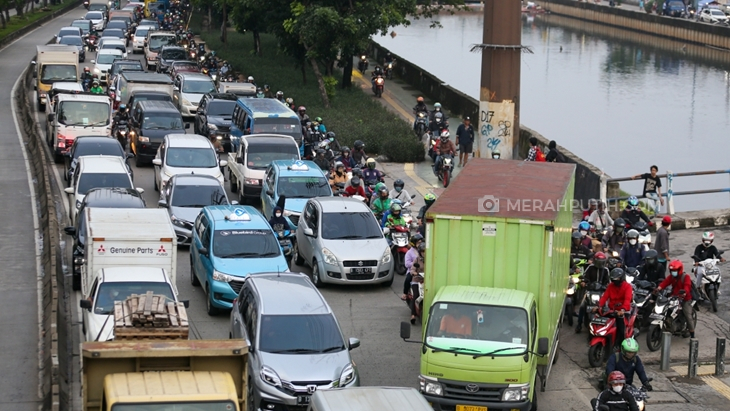 Korlantas Polri Minta Pemilik Kendaraan Rusak akibat Kecelakaan Segera Melapor