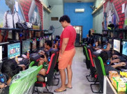 Pah, Mah, Maaf Aku Dulu Sering Mencuri dan Bolos ke Warnet