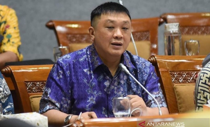 Anggota DPR Harap Harga BBM Bersubsidi Tak Ikut Dinaikkan