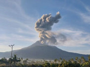 Status Siaga Darurat, Warga Diminta Menjauh Radius 7 Km dari Gunung Lewotobi Laki-Laki