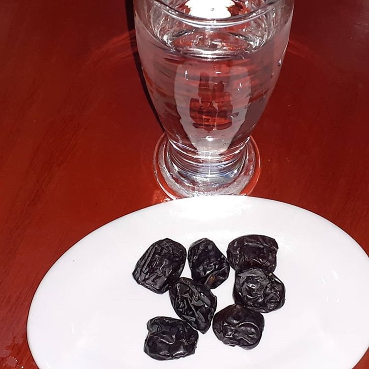 Kurma ajwa. (Foto: instagram.com/ummuzaynab4416)