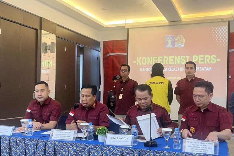 Bos Perusahaan Jepang Buronan Interpol Dicokok dalam Kapal TKI Ilegal