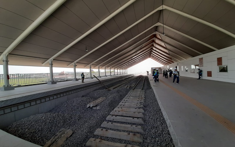 Proyek Kereta Bandara merupakan salah satu proyek strategis andalan Presiden Jokowi