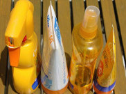 Jangan Salah Bawa saat Traveling, ini Bedanya Sunblock dan Sunscreen