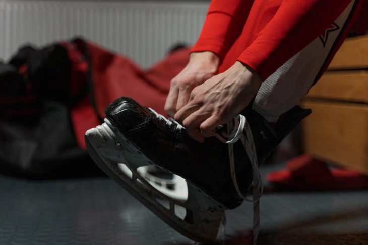 Sepatu khusus Ice Hockey Foto: Pexel/FMiroshnichenko)