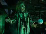 Alasan Tim Burton Tidak Libatkan Baldwin dan Davis di 'Beetlejuice 2'