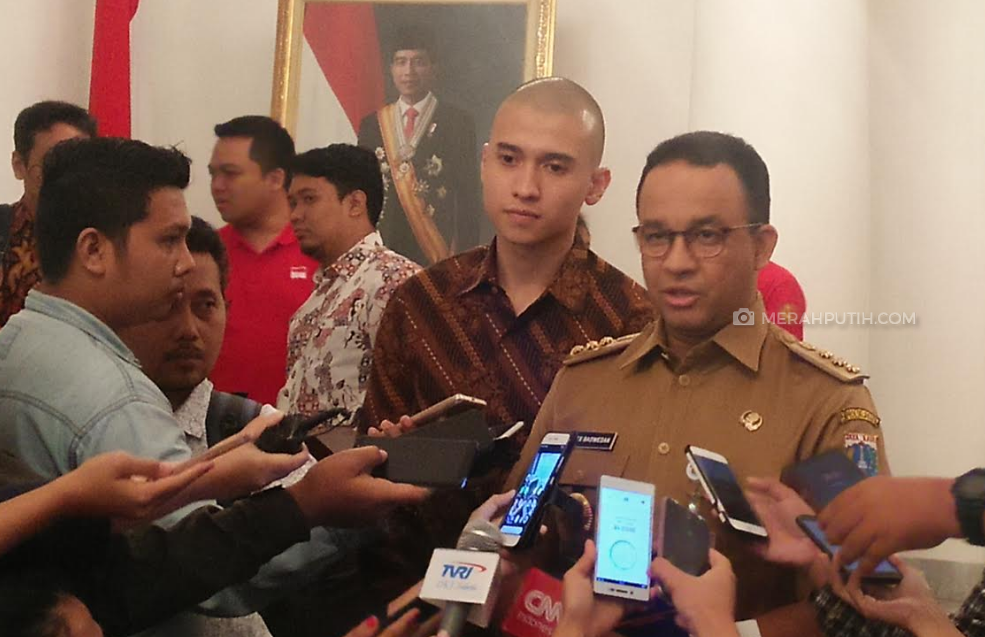 Anies Minta Semua Institusi Bayarkan BPJS-TK Pegawainya