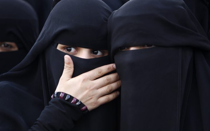 Mahasiswa UIN Yogyakarta Beda Pendapat soal Pelarangan Bercadar