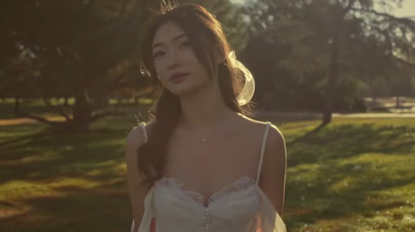 Lirik Lagu Blue Yung Kai Viral di TikTok, Begini Makna dan Terjemahan Lengkap