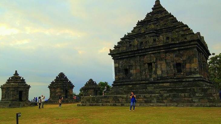 Dampak Corona, Pelaku Wisata Banting Setir Jualan Makanan hingga Bertani