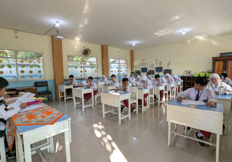 Komisi X DPR Dukung 150 Ribu Beasiswa Guru, Usul Kuota Ditambah dan Seleksi Dipermudah