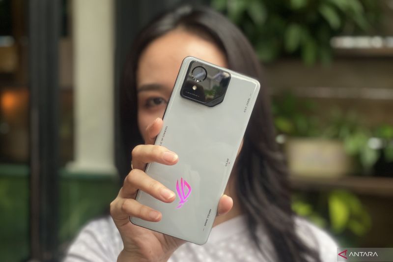 ASUS ROG Phone 8 Meluncur 20 Maret 2024