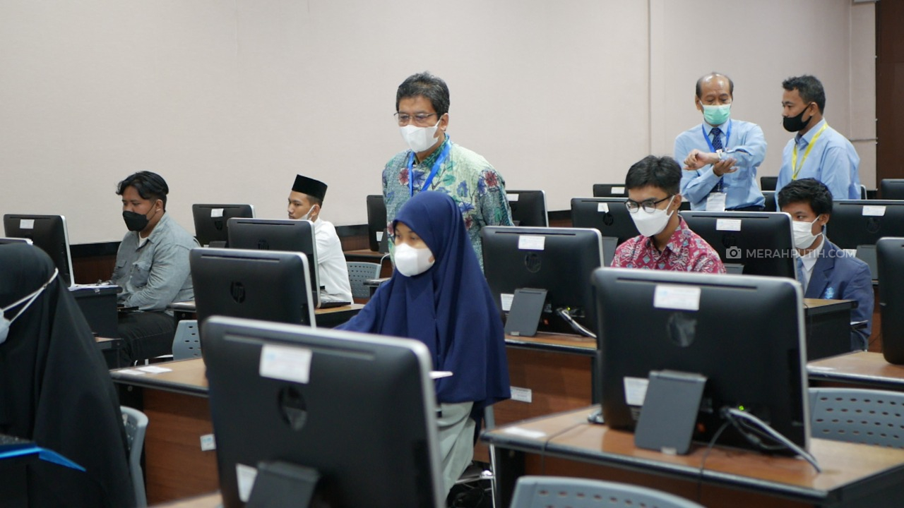 26.408 Peserta Ikuti UTBK 2022 di UNS Surakarta