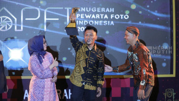 Ketua Dewan Pers Niniek Rahayu Buka Gelaran Anugerah Pewarta Foto Indonesia (APFI) 2025 di Solo