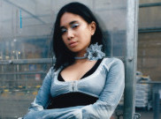 Dari Kisah Patah Hati, NIKI Lepas Single 'Blue Moon'