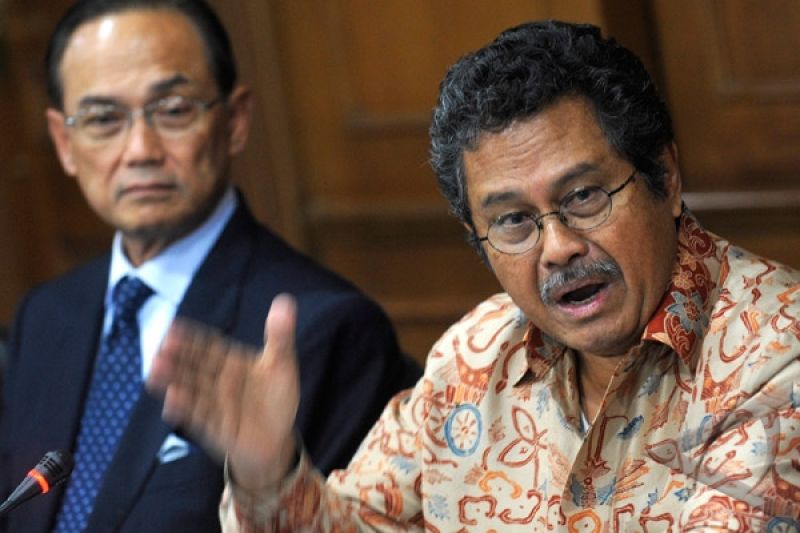 Fahmi Idris Meninggal Dunia