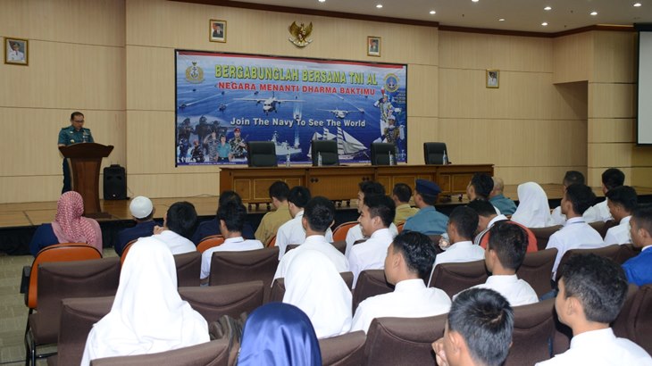Lantamal III Selenggarakan Sosialisasi Bela Negara dan Kampanye Werving