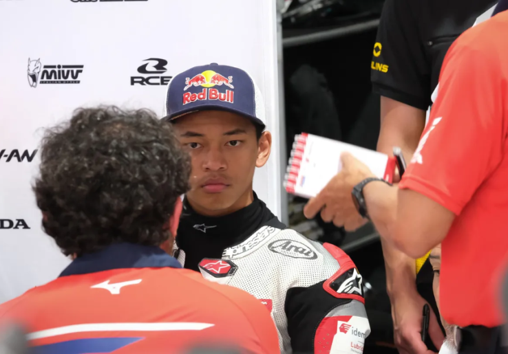 Bos Honda Team Asia Puji Mental Baja Veda Ega Pratama di Moto3 Inggris 2026