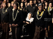 Kirab Pusaka Malam 1 Suro Mangkunegaran, Cucu Bung Karno Tampil sebagai Cucuk Lampah