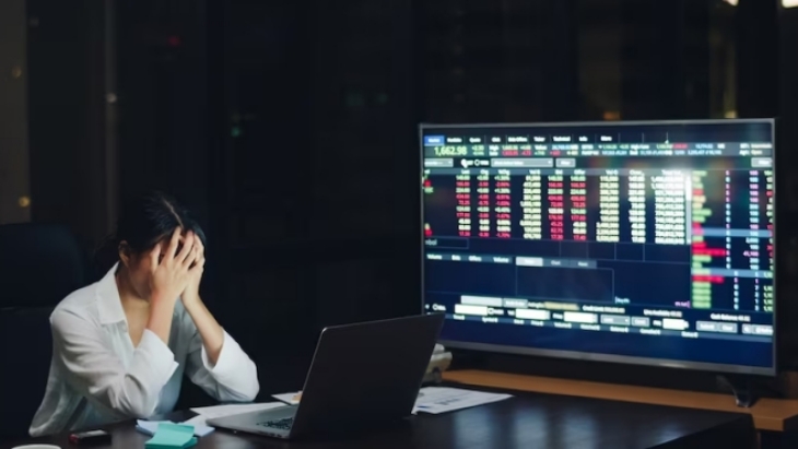Saham Teknologi di Tiongkok Merosot Imbas Pembatasan Penggunaan Gawai