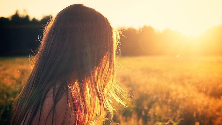 Jangan lupa gunakan sunscreen saat panas menyengat. (Foto: Pixabay/C_Scott)