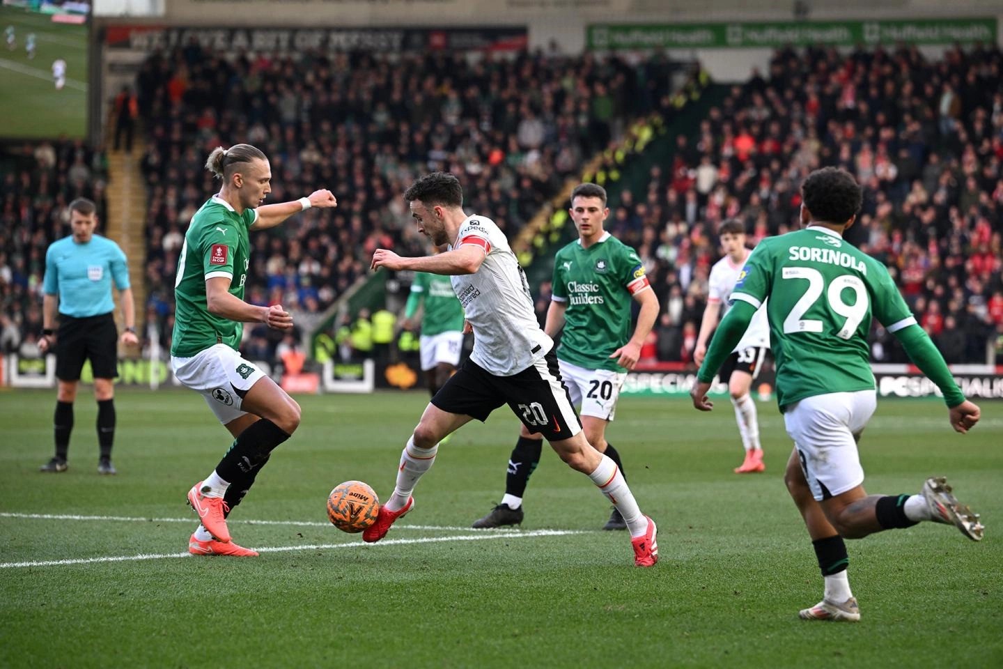 Kalah dari Plymouth, Arne Slot Tak Menyesal Turunkan Pemain Lapis Kedua
