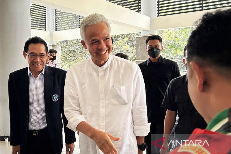 Respons Ganjar soal Berduet dengan Gibran di Pilpres 2024