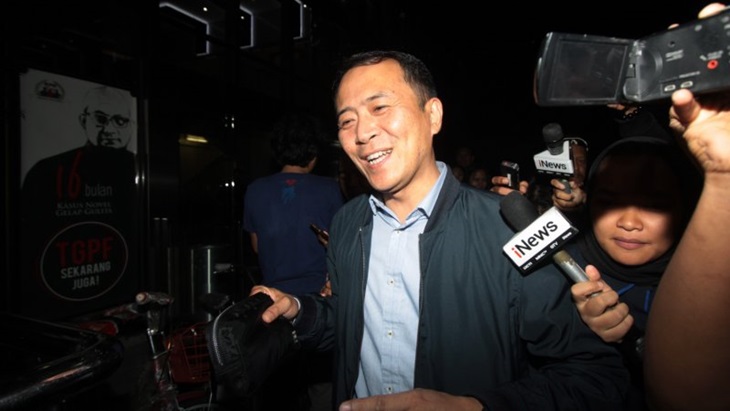 Tersangka suap Meikarta Bartholomeus Toto tantang KPK