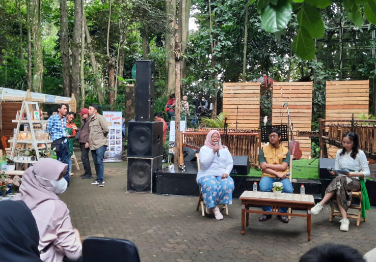 Pemprov Jabar Siapkan 3 Lokasi Buat Pasarkan Produk Petani Milenial