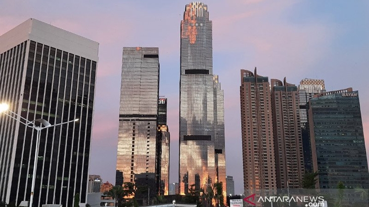 Cuaca Jakarta Berawan hingga Hujan Hari Ini