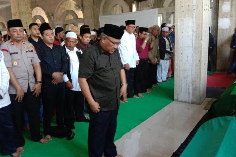 Pemkot Depok Berikan Santunan Bagi Korban Meninggal Kecelakaan Bus di Subang