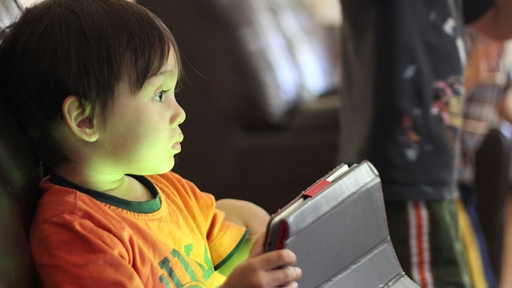 Minimalisasi Eksploitasi Anak, Ini Saran Menkominfo untuk Para Ibu se-Indonesia