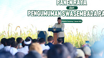 Momen Presiden Prabowo Subianto Hadiri Panen Raya dan Umumkan Swasembada Pangan 2025