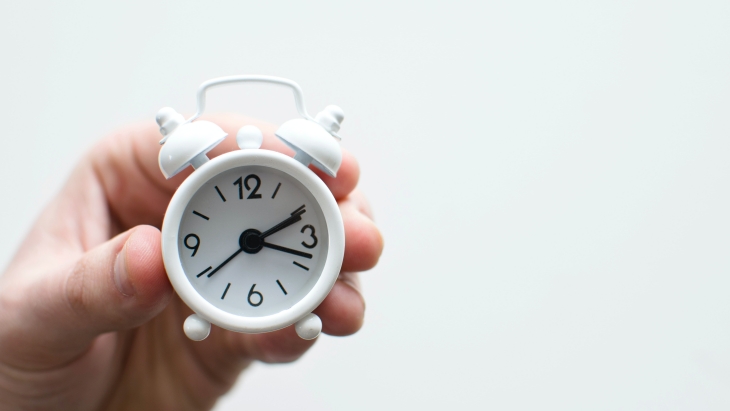 Tidak dapat mengatur waktu dengan baik atau buta waktu. (Foto: Unsplash/Lukas Blazek)