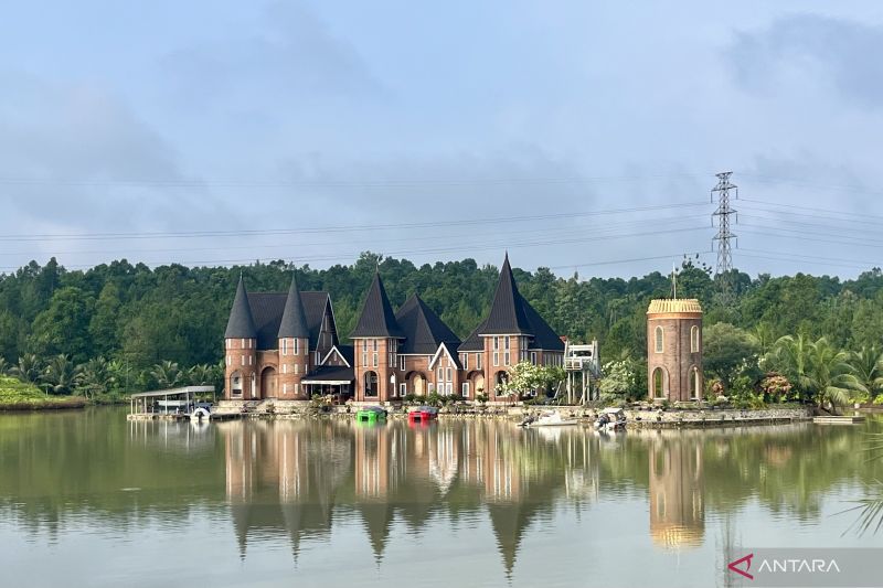 Masjid perahu cilacap