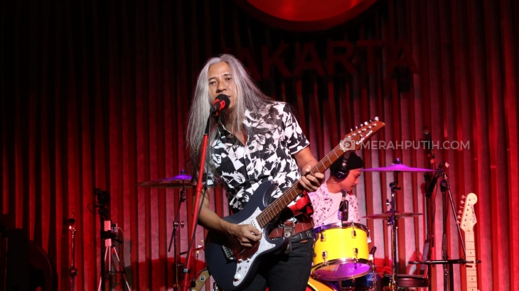 Mr. Jarwo Sukses Menggelar Konser Perdana Selepas Naif