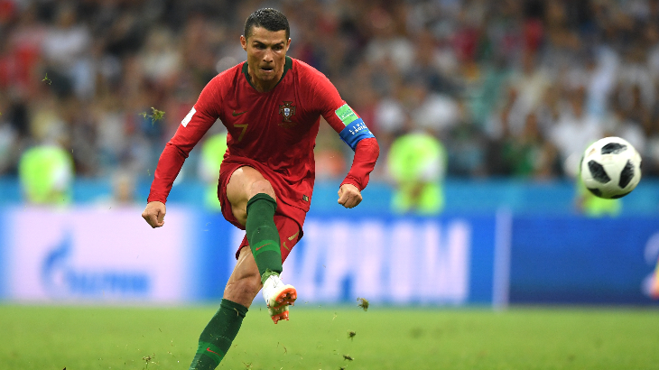 Wajar Ronaldo Jago, Kekasihnya Bikin Hati Pria Sejuk