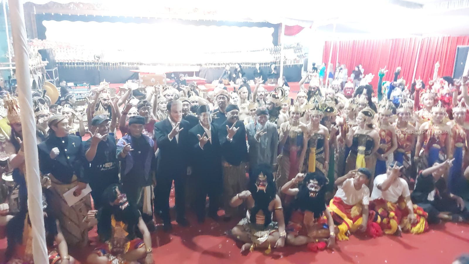 Ganjar-Mahfud Dapat Dukungan Seniman dan Budayawan Solo Raya