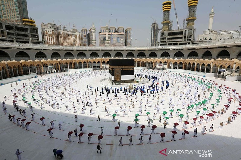 Ibadah haji tahunan untuk upacara haji dimulai pada 29/7/2020 di Kota Mekkah, Saudi, yang ditandai dengan pembatasan yang diberlakukan terkait pandemi virus corona di Makkah Al-Mukarramah dan Tempat Suci (Mekkah), Arab Saudi. (ANTARA